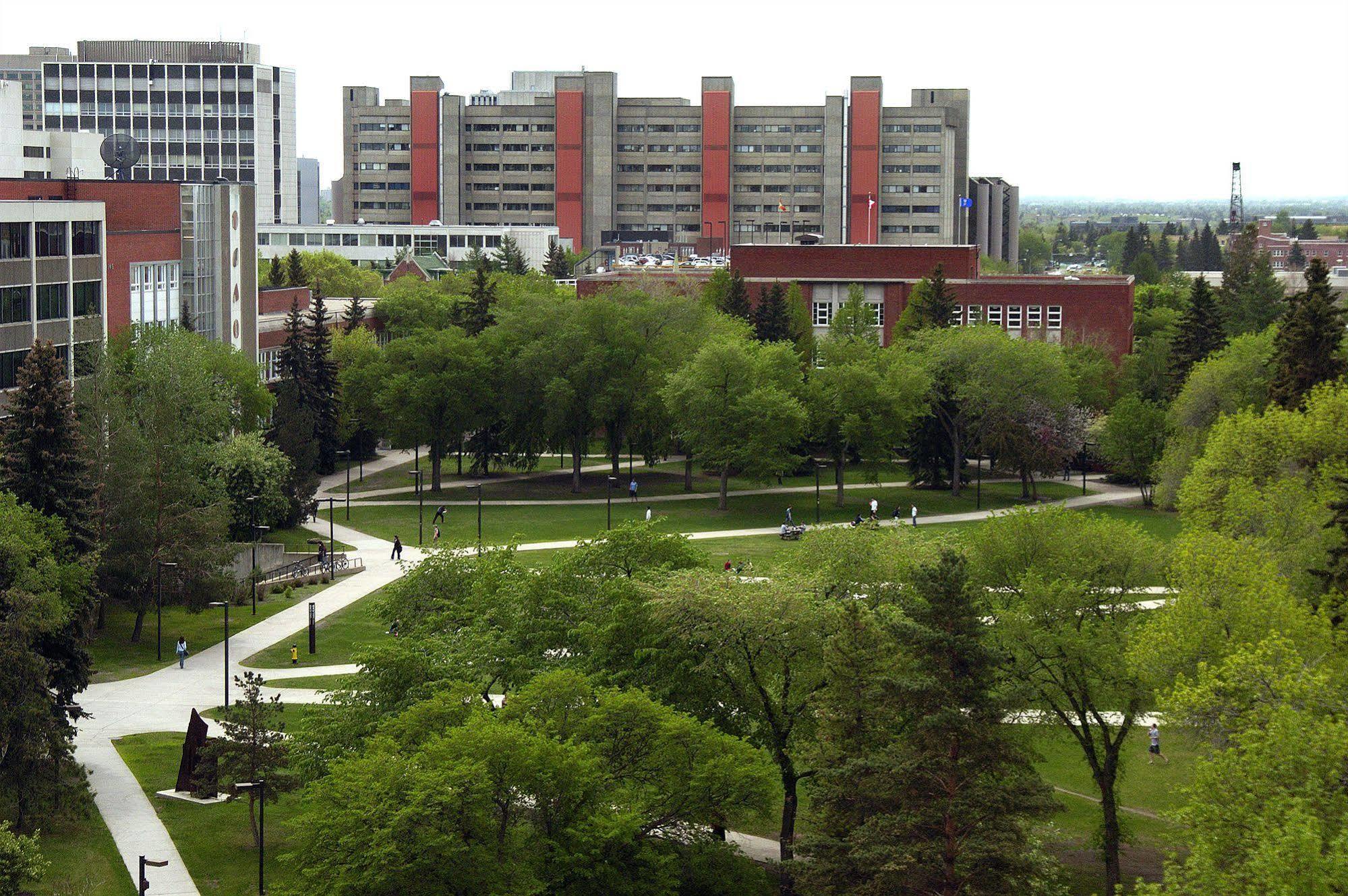 University Of Alberta - Hotel Edmonton Extérieur photo